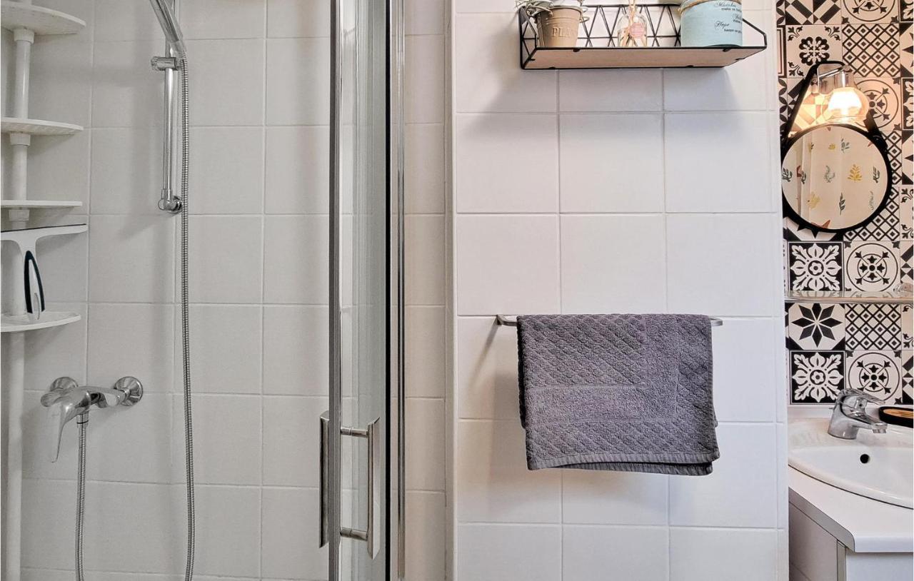 1 Bedroom Lovely Apartment In Grandcamp-Maisy Exterior foto